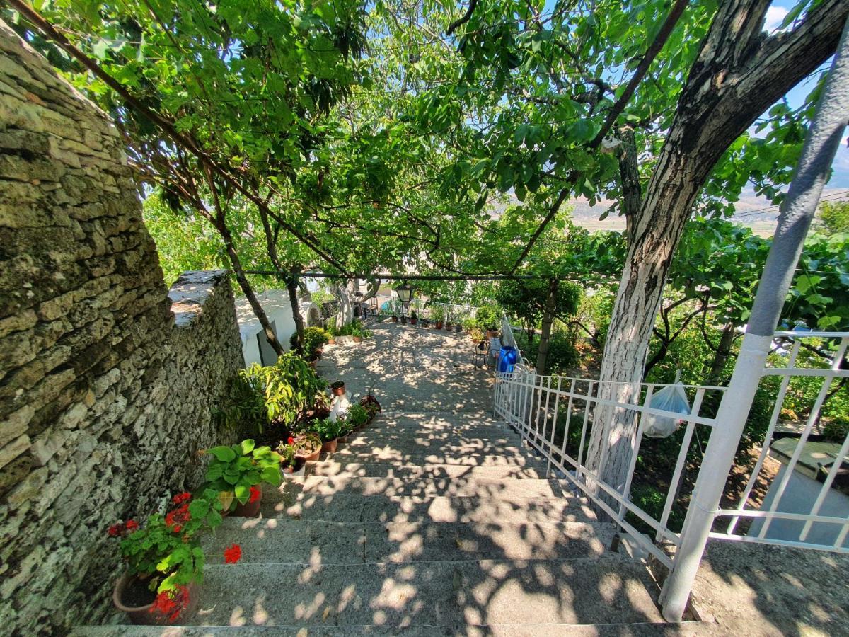 Riva Guest House Αργυρόκαστρο Εξωτερικό φωτογραφία